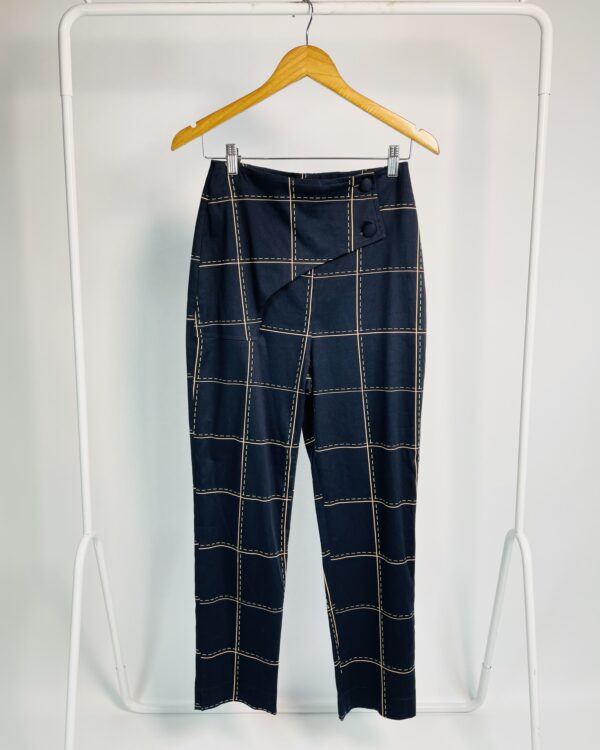 Calça azul marinho com listras beges e pesponto verde SUITE MARIA FILÓ - 36 - VENDIDO SISTEMA OTO