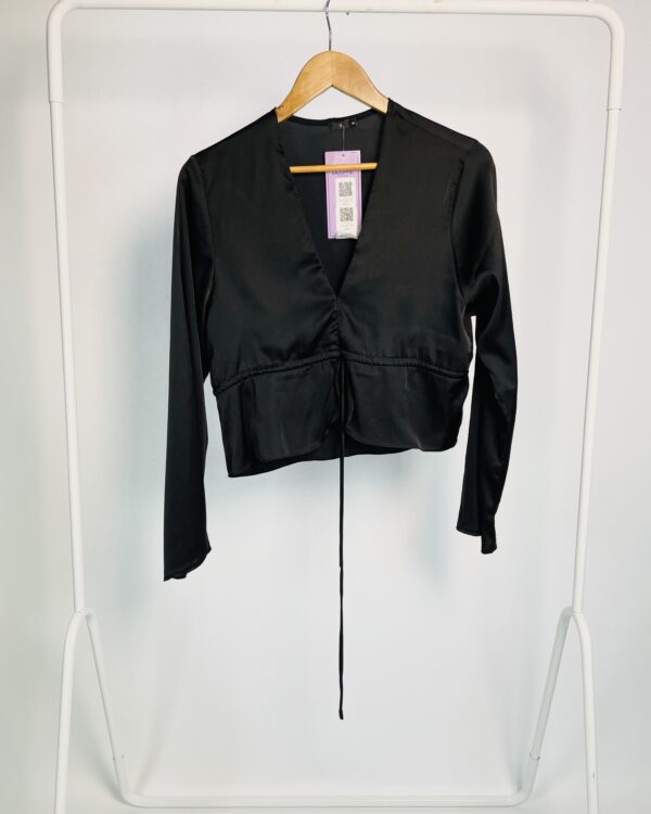 Blusa croped manga longa preta LOJA 3 - G - VENDIDO SISTEMA OTO