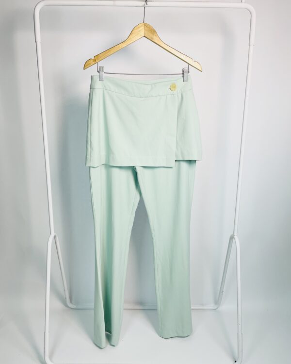 Calça azul claro flare com sobreposição CORPOREUM - 38 - VENDIDO SISTEMA OTO