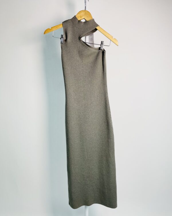 Vestido midi cinza canelada um ombro só LITT - P