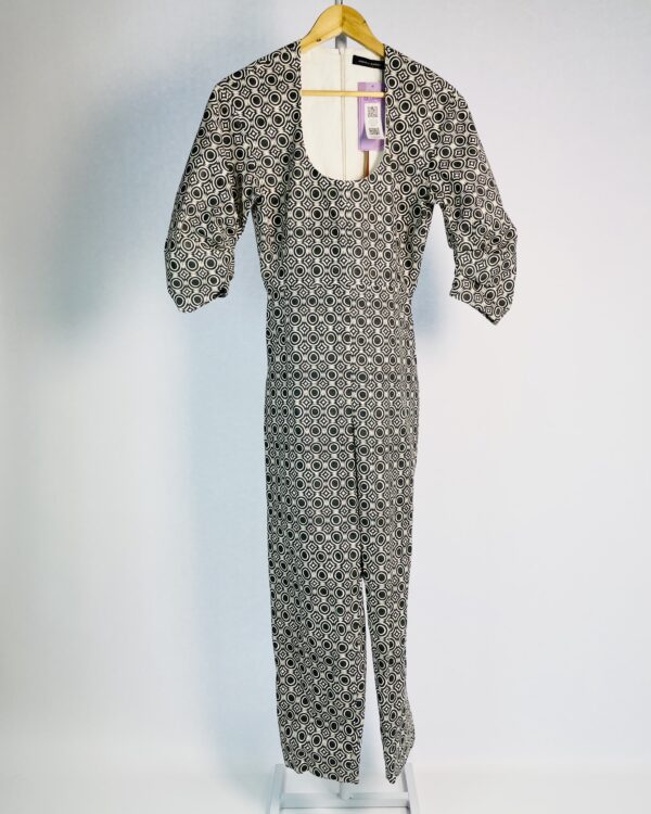 Macacão cinza e branco estampa geométrica ANDREA MARQUES - 38 *nunca usado*