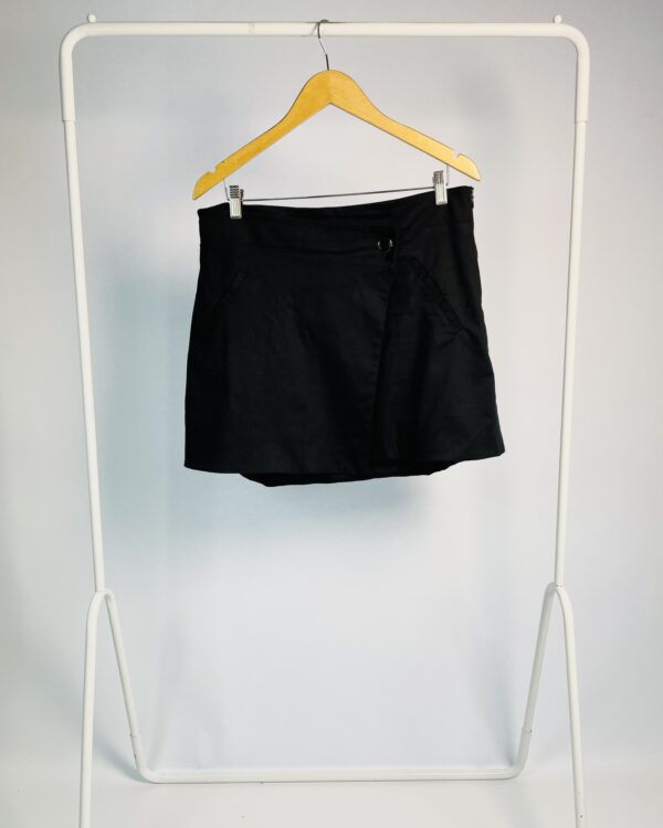 Saia curta preta com transpasse OPEN - GG - VENDIDO SISTEMA OTO