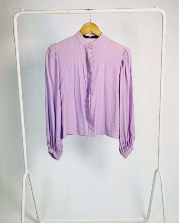 Camisa lilás EVA - 34 - VENDIDO SISTEMA OTO