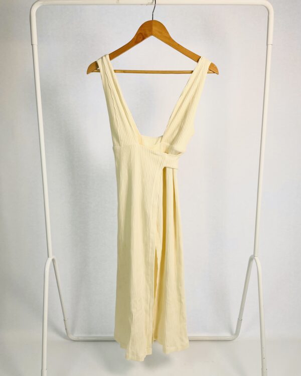 Vestido off white malha canelada transpasee FARM - M *nunca usado*