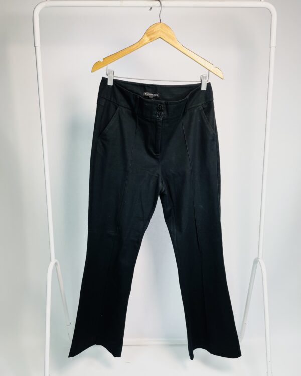 Calça preta dois botoes LE LIS BLANC - 42 - VENDIDO SISTEMA OTO