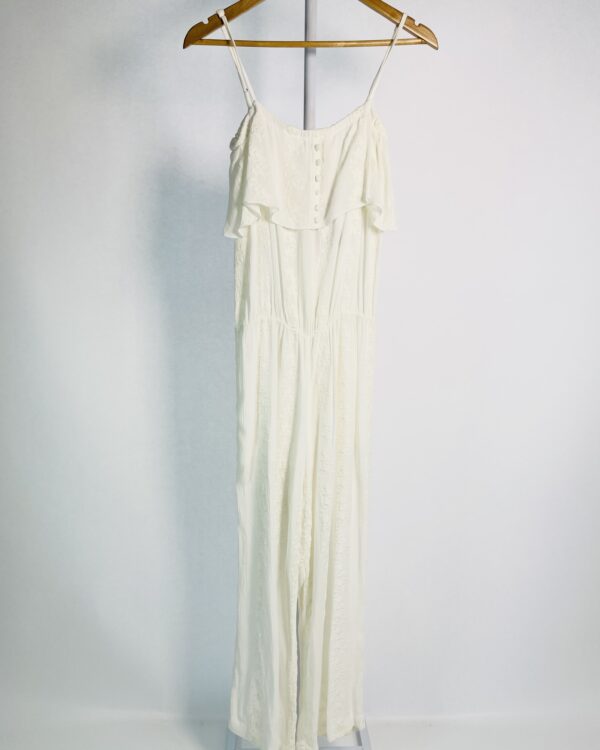 Macacão off white com flores bordadas alça fina ATEEN - 38