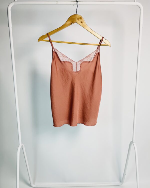 Regata cetim e renda alcinha rose VICTORIA`S SECRET - G - VENDIDO SISTEMA OTO