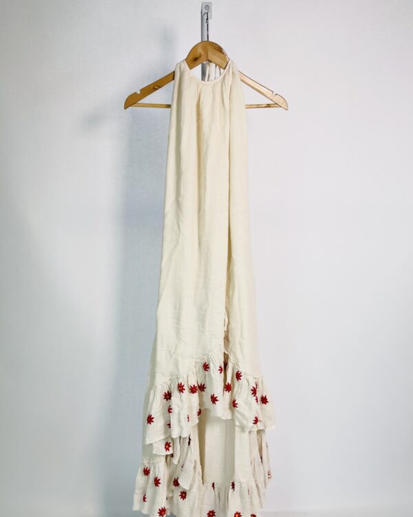 Sobreposição off white linho com bordados vermelhos flores SUNDRESS - P - VENDIDO SISTEMA OTO