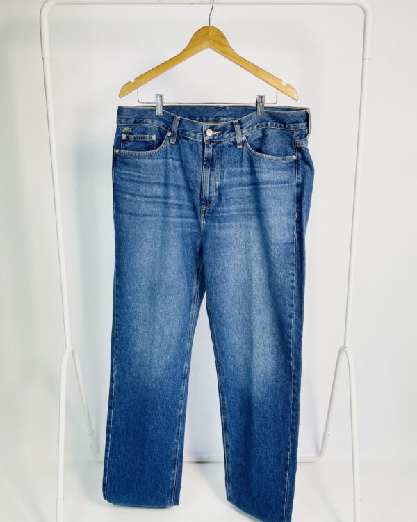 Calça jeans lavagem média LACOSTE - 50