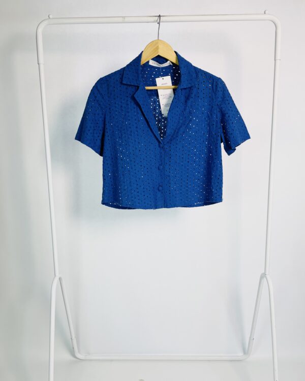 Camisa cropped laise azul LUIZA BOTTO - M VENDIDO SISTEMA OTO
