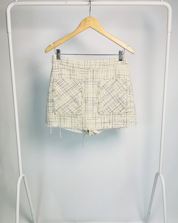 Short saia tweed branco e azul ZARA - M - VENDIDO SISTEMA OTO