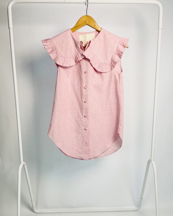 Blusa sem manga rosa com detalhe bufante na gola ALUF - 36 - VENDIDO SISTEMA OTO