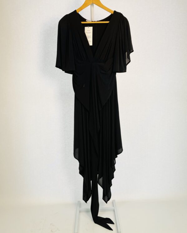 Vestido midi preto barra assimétrica decote v ZEN - P