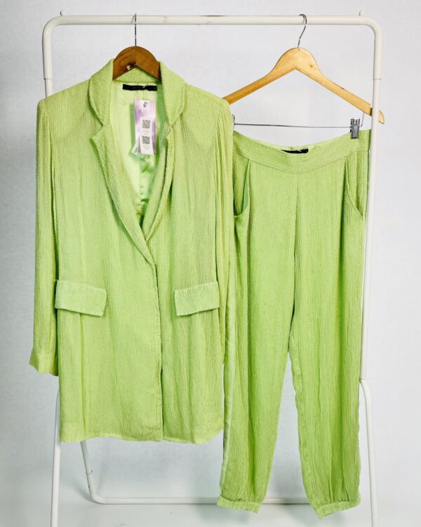 Conjunto calça e kimono verde com bordado ANIMALE - M - VENDIDO SIST OTO