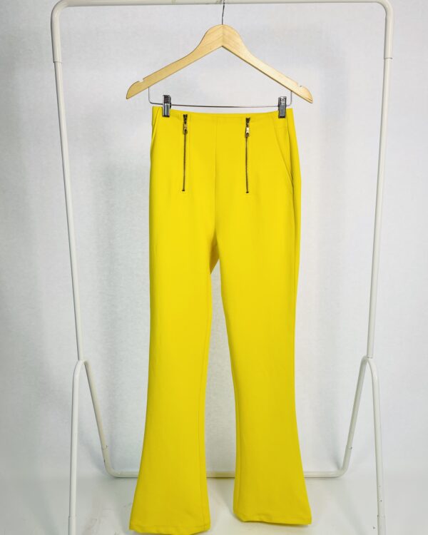 Calça amarela com zíper NV - 36