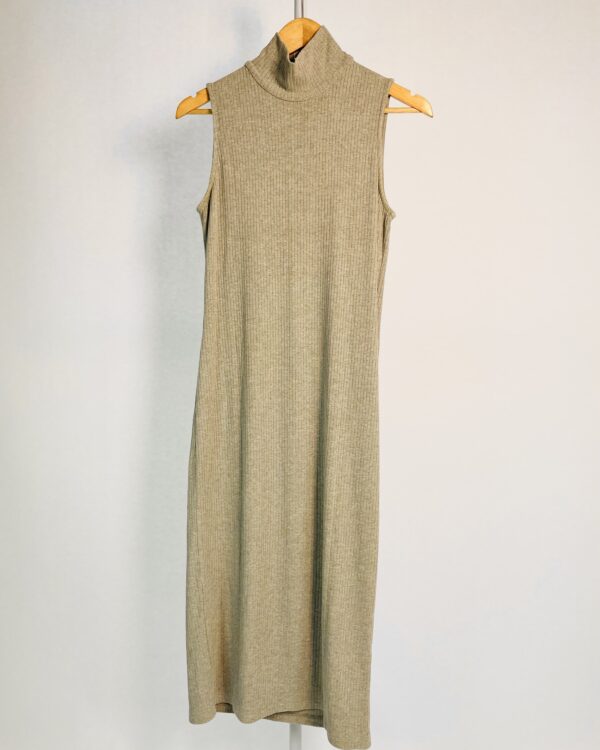 Vestido longo malha canelada cinza gola alta MIXED - M