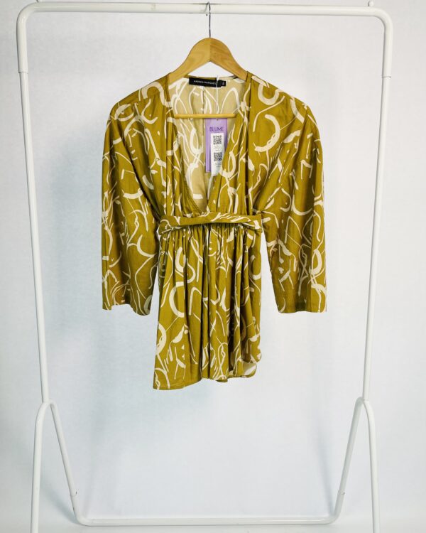 Bata bege com estamp claro ANDREA MARQUES - 38 - VENDIDO SISTEMA OTO