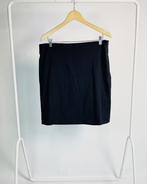 Saia curta azul marinho fenda na frente ZARA - G *nunca usada*