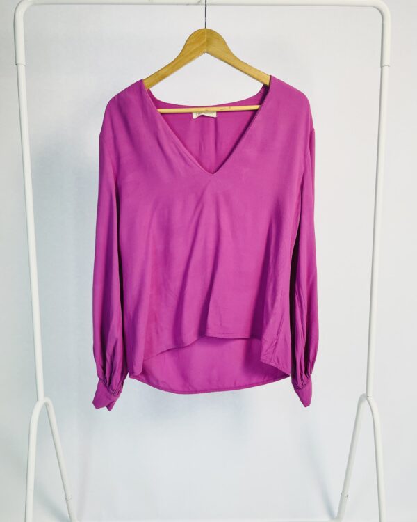 Blusa lilás mangas longas e decote v NV - M