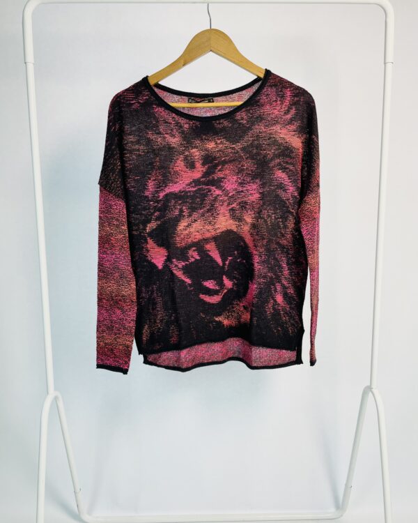 Blusa tricot estampada preta com tons de rosa e laranja BO.BÔ - P