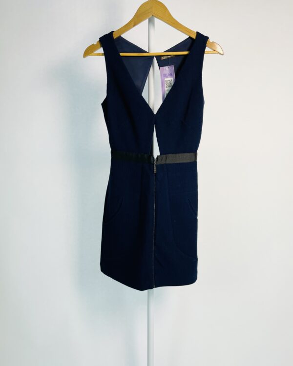 Vestido curto azul marinho decote nas costas e recote no busto BO.BÔ - 36