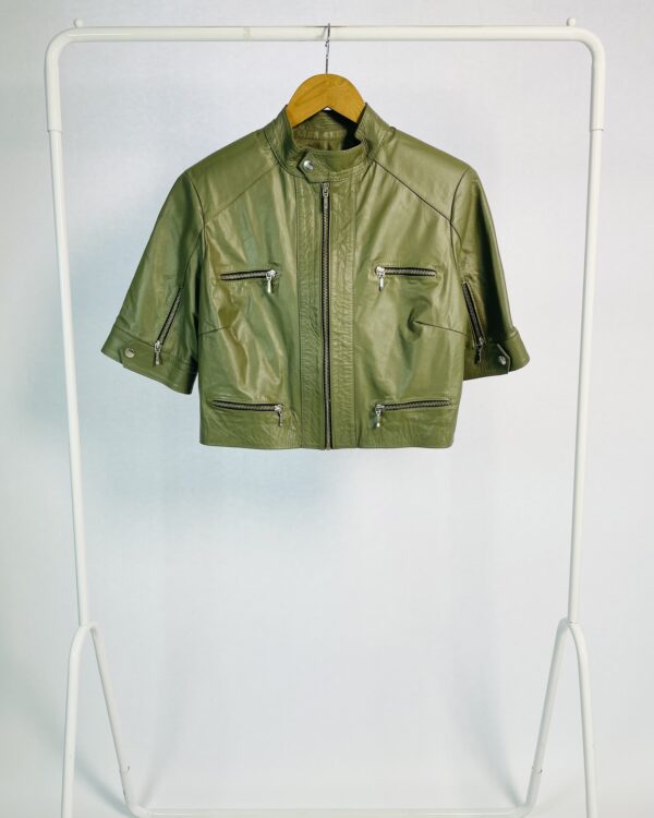 Casaqueto couro verde musgo mangas curtas ELITE COURO - G - VENDIDO SISTEMA OTO