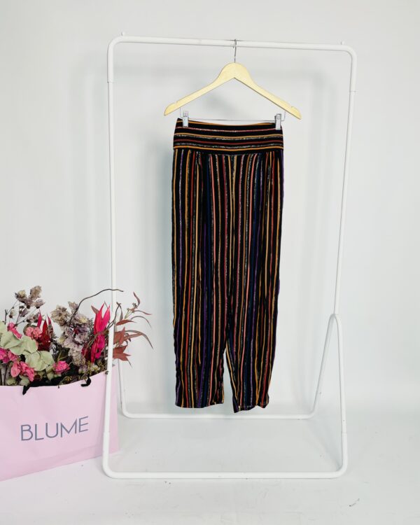 Calça cropped preta com listras coloridas e fios de lurex DRESS TO - 38 *nunca usada* - VENDIDO SISTEMA OTTO