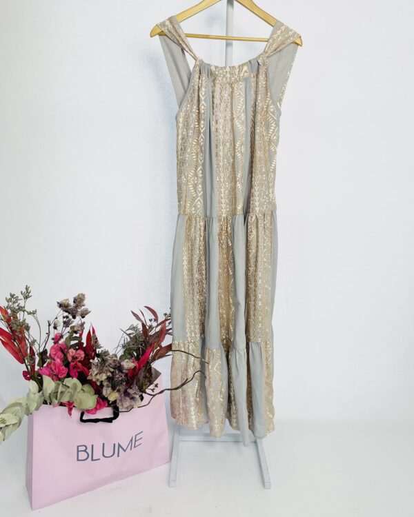 Vestido algodão cinza com bordados rosa GREEK ARCHAIC KORI - P - VENDIDO SSITEMA OTO