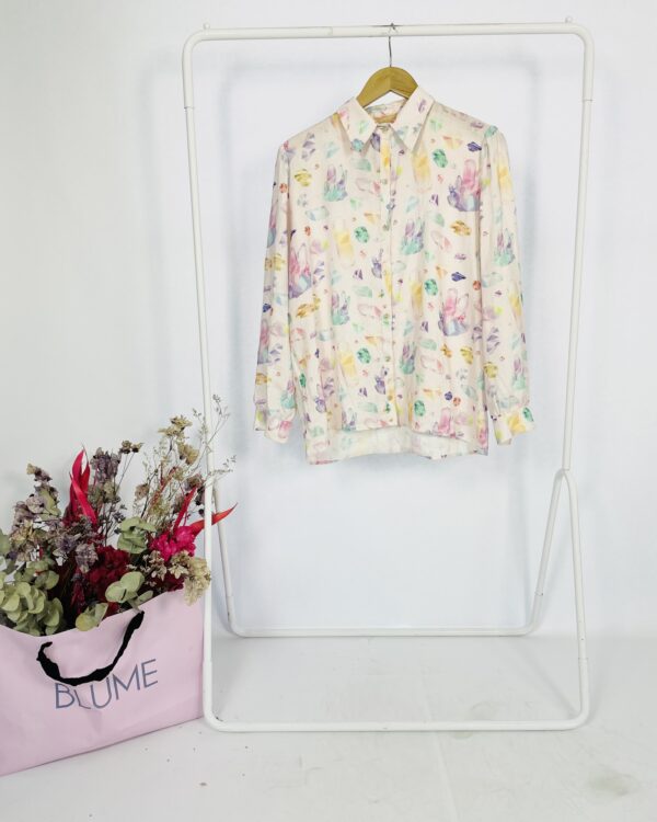 Camisa colorida rosa claro com estampa CAROL BASSI - ,36 - VENDIDO SIST OTO