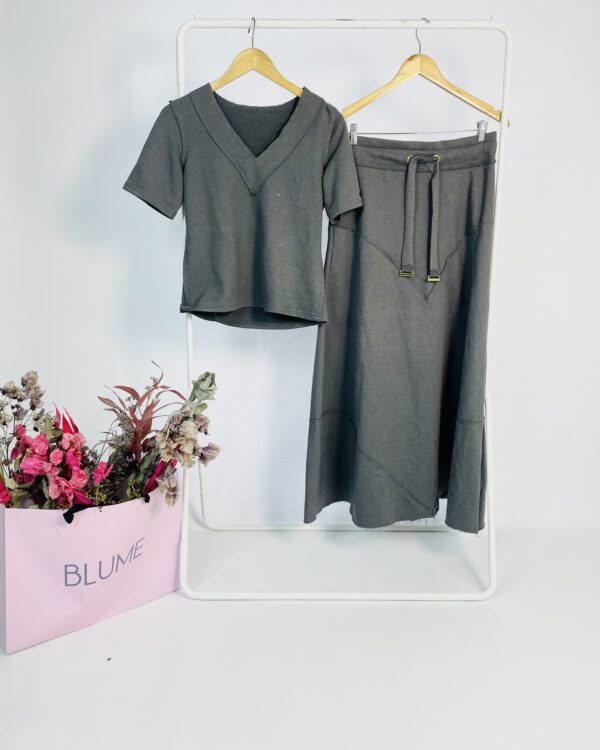 Conjunto blusa e saia midi moletom cinza - M - VENDIDO SIST OTO