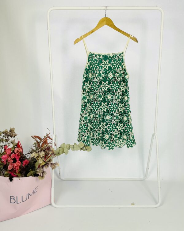 Vestido curto crochet verde com branco ZARA - PP - VENDIDO SISTEMA OTTO