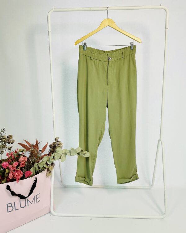 Calça verde menta com elástico na cintura ZARA - M - VENDIDO SIST OTO