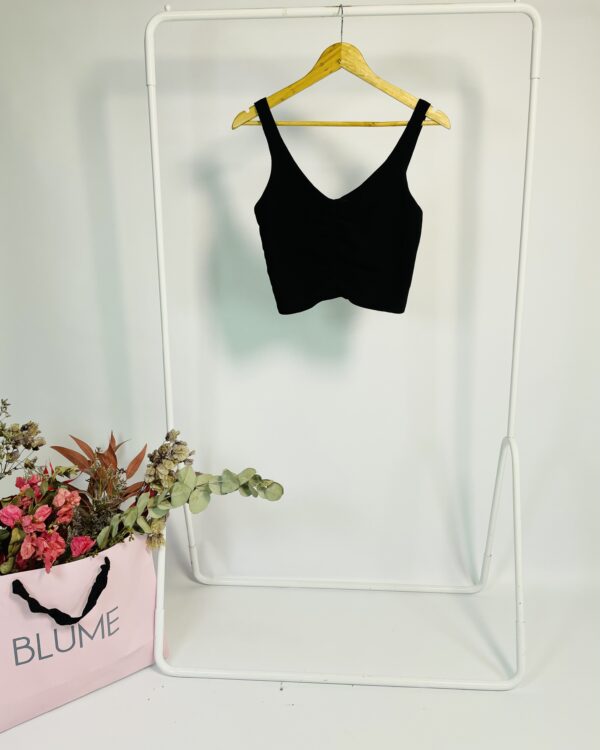 Cropped preto drapeado na frente IORANE - 36