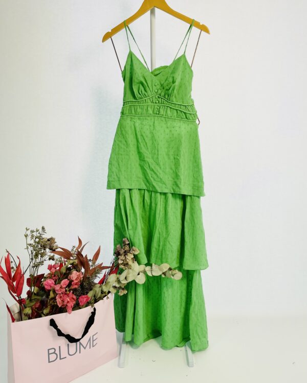 Vestido verde longo com recorte nas costas CHOCOLEITE - P - VENDIDO SISTEMA OTO