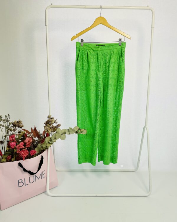 Calça verde lasie ZARA - M