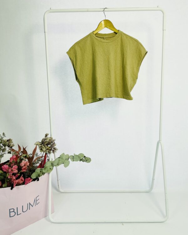 Blusa cropped caqui malha texturizada OSKLEN - M