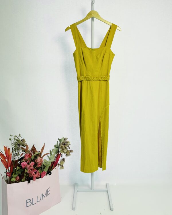 Vestido midi mostarda faixa trançada na cintura LUIZA BOTTO - P - VENDIDO SISTEMA OTO