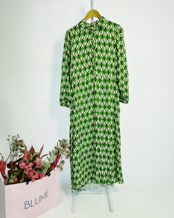 Vestido midi verde com estampa geométrica e faixa na cintura ZARA - M - VENDIDO SISTEMA OTO