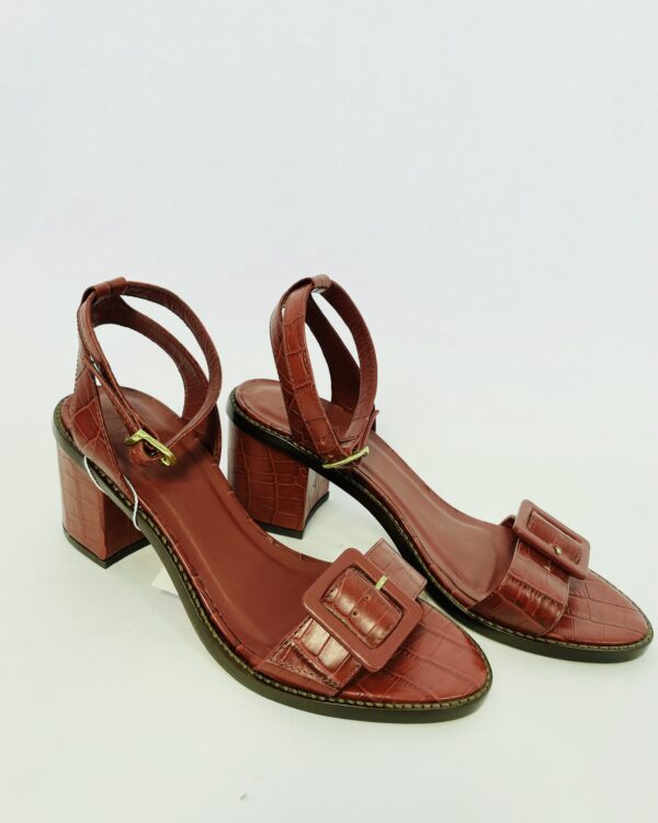 Sandália bordô salto bloco fivela na frente ANAS - 37