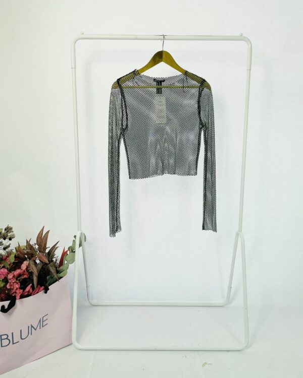 Blusa preta tela com pedrarias coloridas ZARA - G - VENDIDO SISTEMA OTO