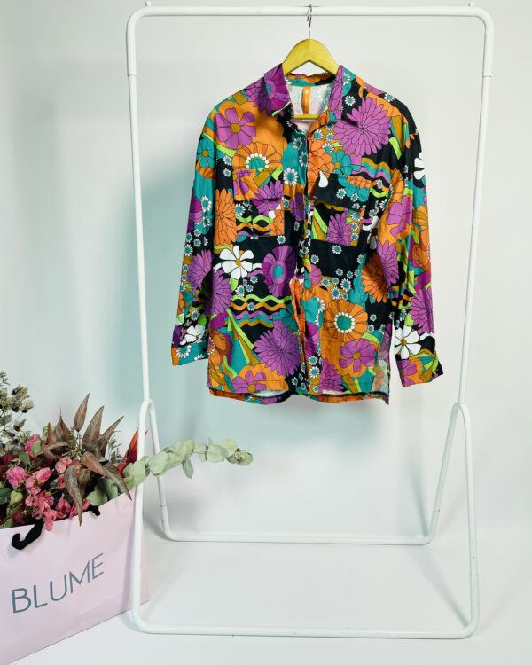 Camisa estampa floral colorida C&A + COSMO - M - VENDIDO SISTEM OTO