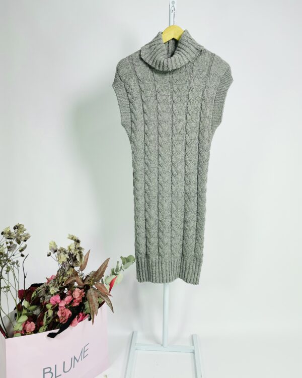 Vestido curto tricot cinza gola alta sem mangas CHEZ NOUS - G