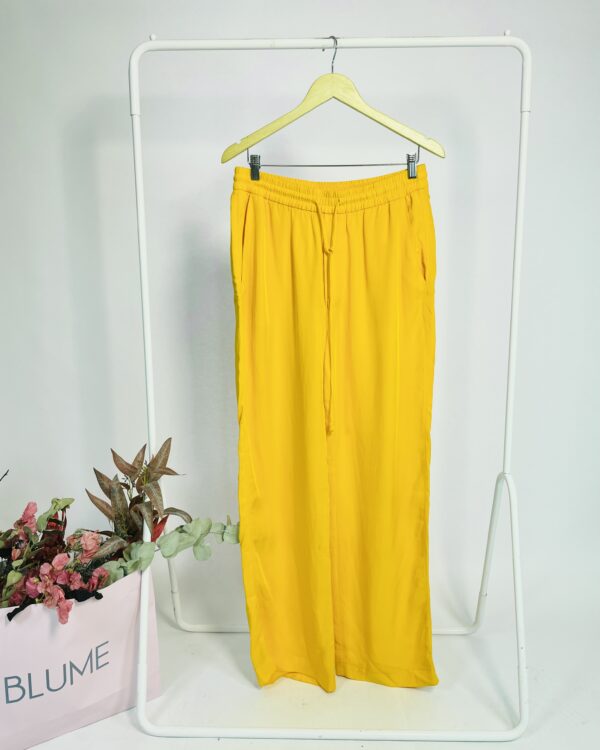 Calça laranja elástico no cós ZARA - M - VENDIDO SISTEMA OTO