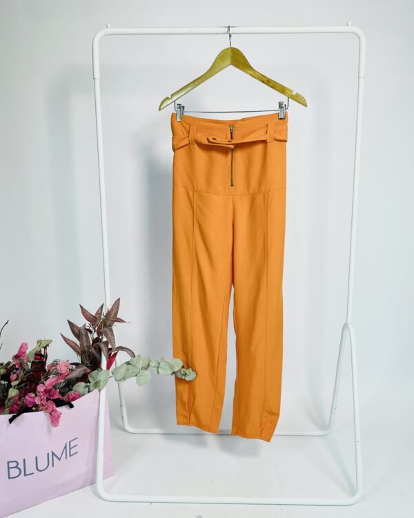 Calça laranja com cinto removivél MARIA FILÓ - P