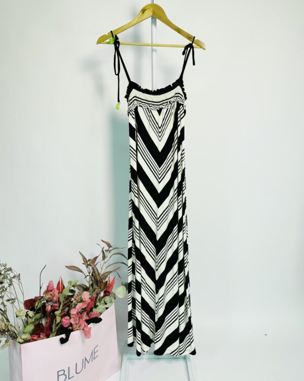 Vestido midi malha p&b listrado latex no busto MARIA FILÓ - GG - VENDIDO SISTEMA OTO