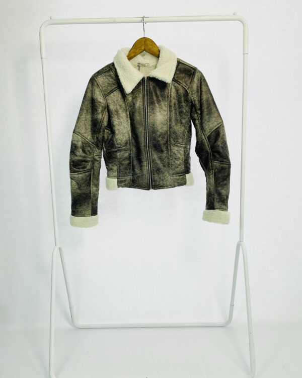 Jaqueta cinza com pelos off white AS MARIAS - M - VENDIDO SISTEMA OTO