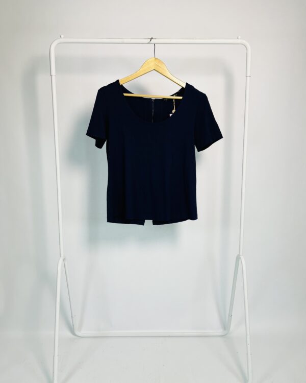 Tshirt malha azul marinho com zíper MARIA FILÓ - P *nunca usado* - VENDIDO SISTEMA OTO