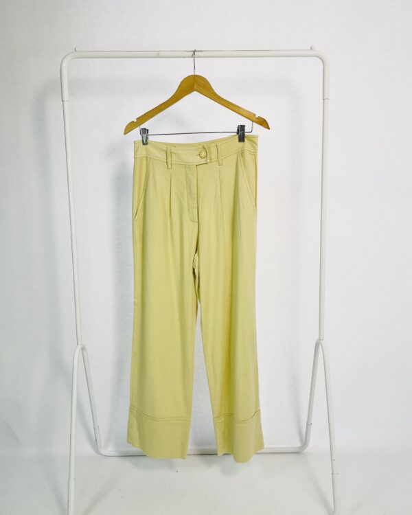 Calça linho bege com botão bordado flor TIG - 40