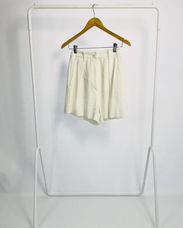 Short linho off white NV - 34