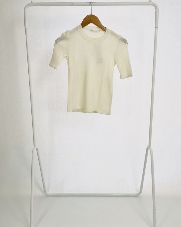 Blusa branca tricot NK - P - VENDIDO SISTEMA OTO